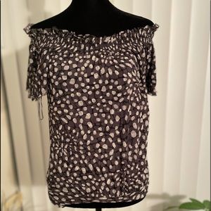 Off shoulder flutter top